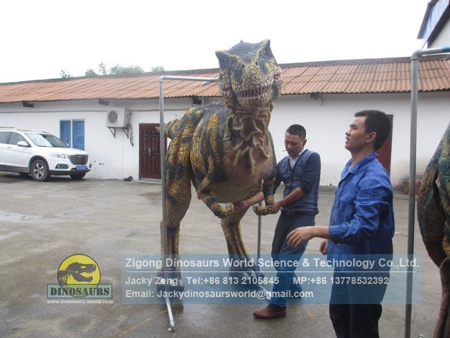 Walking with realistic animatronic dinosaur coat DWE3324-14